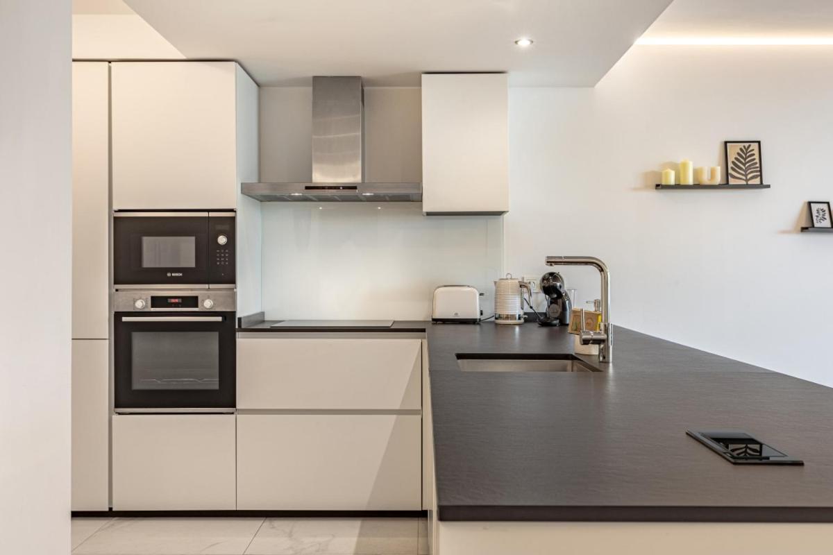 Апартаменти Seaview Splendor 2-Br Luxury, Huge Terrace Фуенхірола Екстер'єр фото